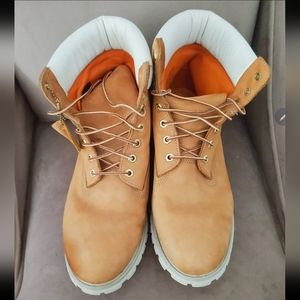 Men's Size 12 Timberland Wheat/White Boots